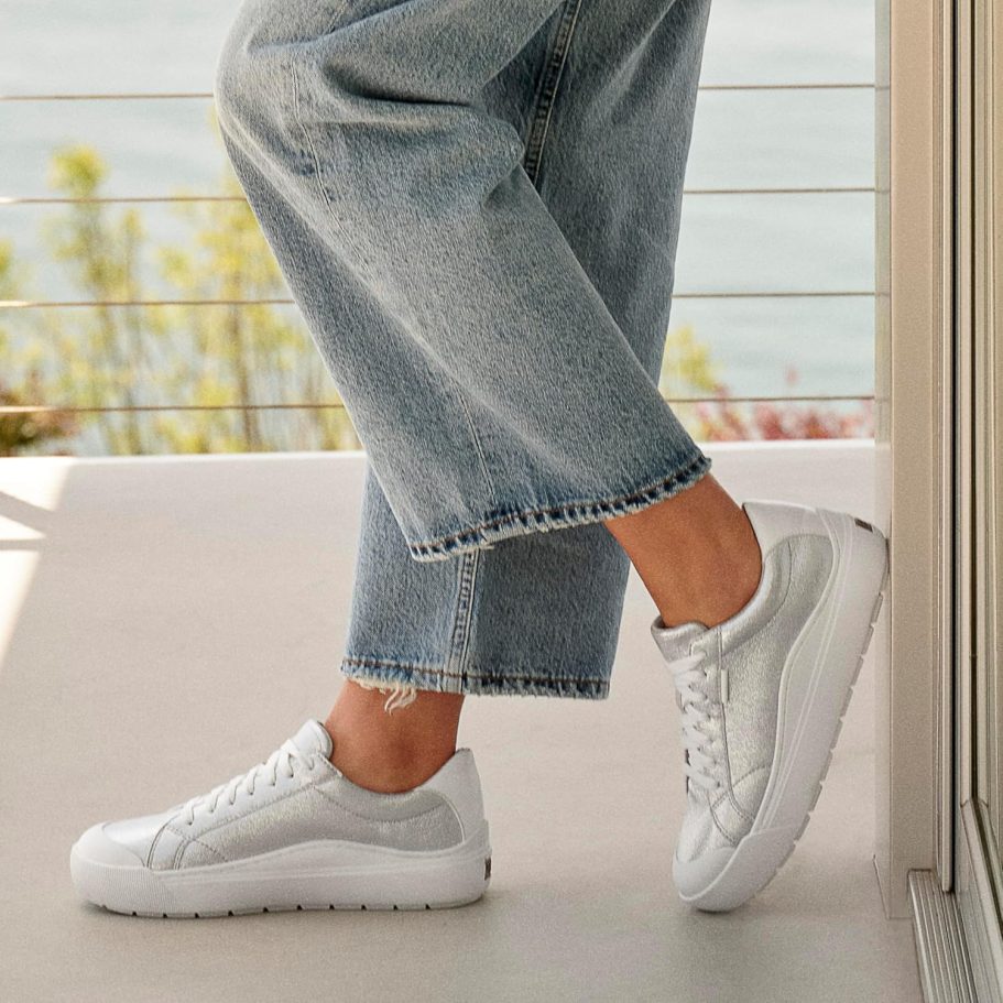 Women's Time Off Sneaker - Image 9